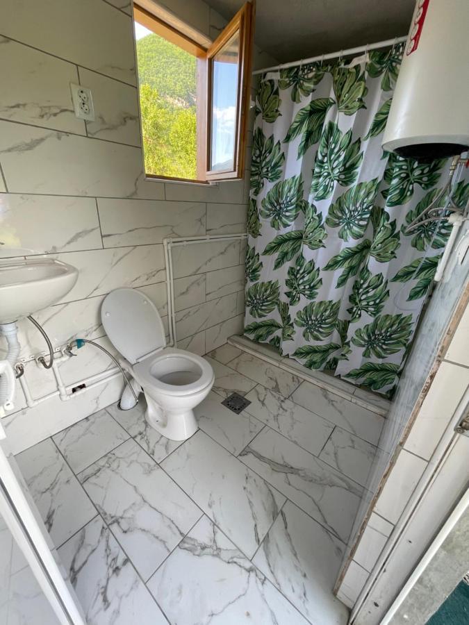 Bed and Breakfast The Blue Eye Vusanje Экстерьер фото